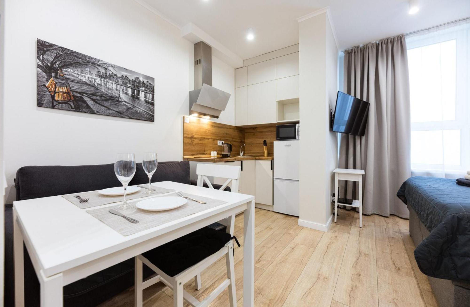 Квартири Люкс Метро Чернігівська Apartment Kyiv Exterior photo